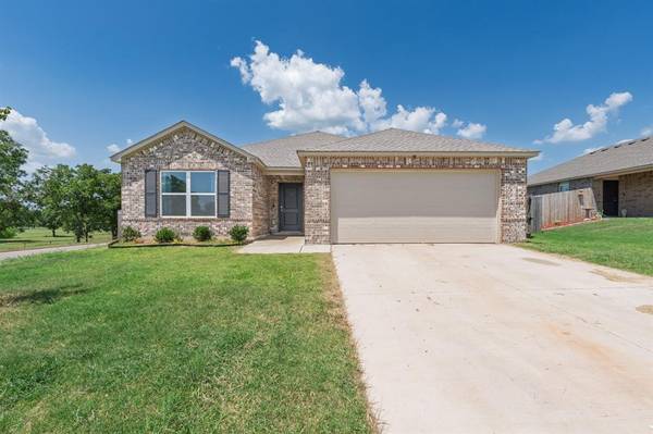 1400 Lexi DR, Shawnee, OK 74804