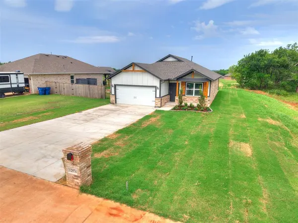 12974 Mannington RD, Edmond, OK 73025