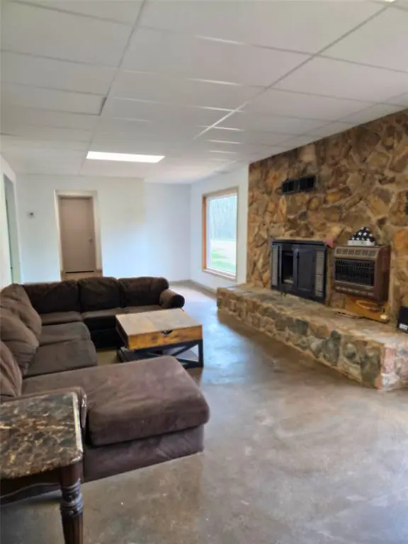 41587 Skelly RD, Asher, OK 74826