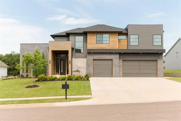 2924 Sandstone RDG, Edmond, OK 73034