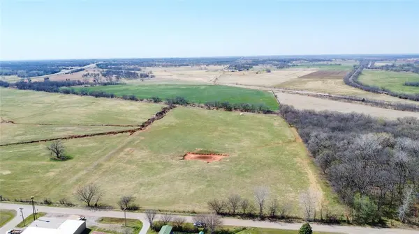 E 900 RD, Wellston, OK 74881