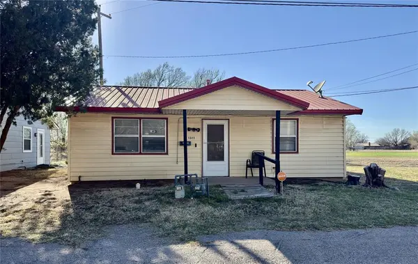 1311 N Dakota AVE, Mangum, OK 73554
