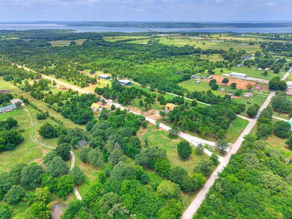 25 Emberlyn LN, Eufaula, OK 74432