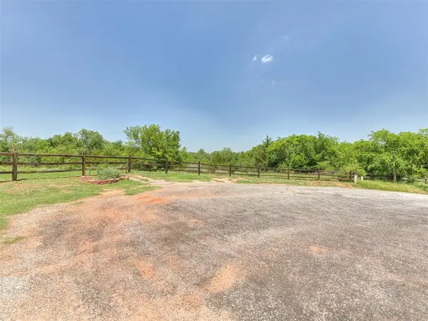 18960 Cashton CT, Goldsby, OK 73093