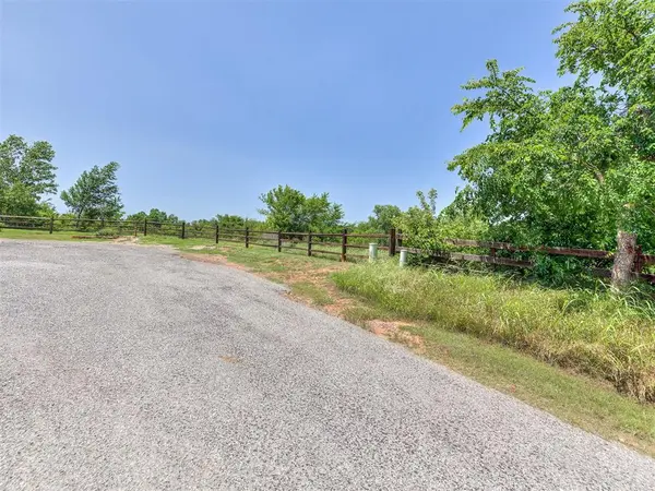 18960 Cashton CT, Goldsby, OK 73093