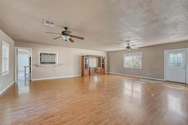 17421 E 1160 RD, Sweetwater, OK 73666