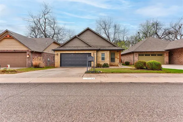 2124 Turtle Creek DR, Norman, OK 73071