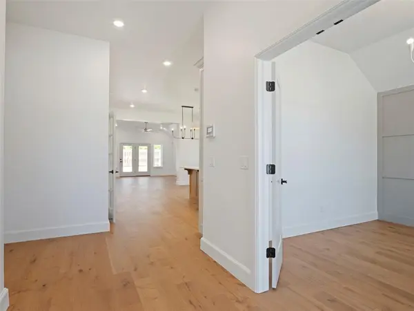 16225 Blackberry Farm RD, Oklahoma City, OK 73013