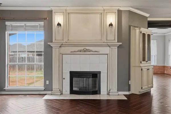 704 N Remington WAY, Mustang, OK 73064