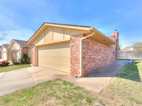 317 SW 92nd ST, Oklahoma City, OK 73139