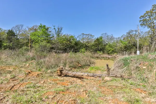 849 Dozer Mountain Rd. RD, Eufaula, OK 74432