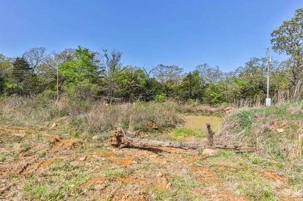 849 Dozer Mountain Rd. RD, Eufaula, OK 74432