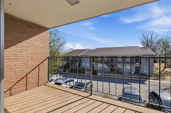 6100 N Brookline #28, Oklahoma City, OK 73112