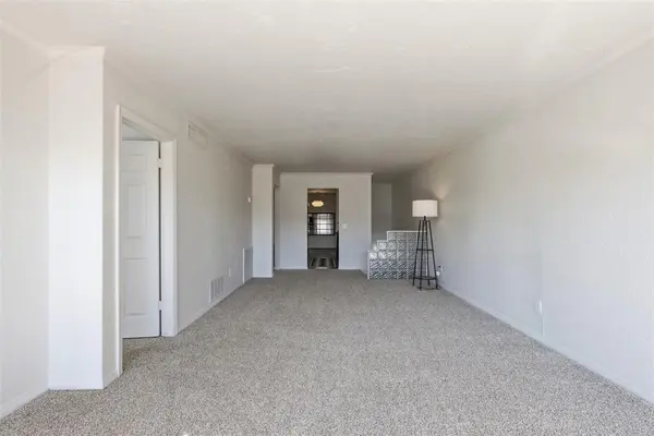 6100 N Brookline #28, Oklahoma City, OK 73112