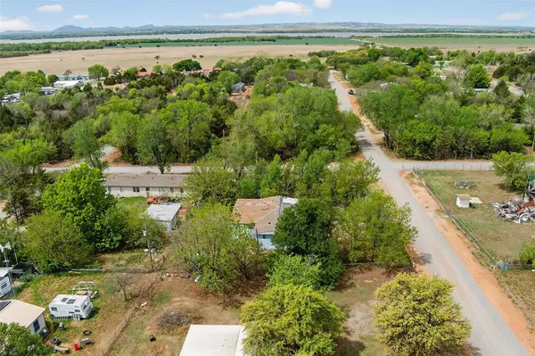 175 Whippoorwill street ST, Apache, OK 73006