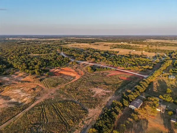 003 E 1060 RD, Mcloud, OK 74851