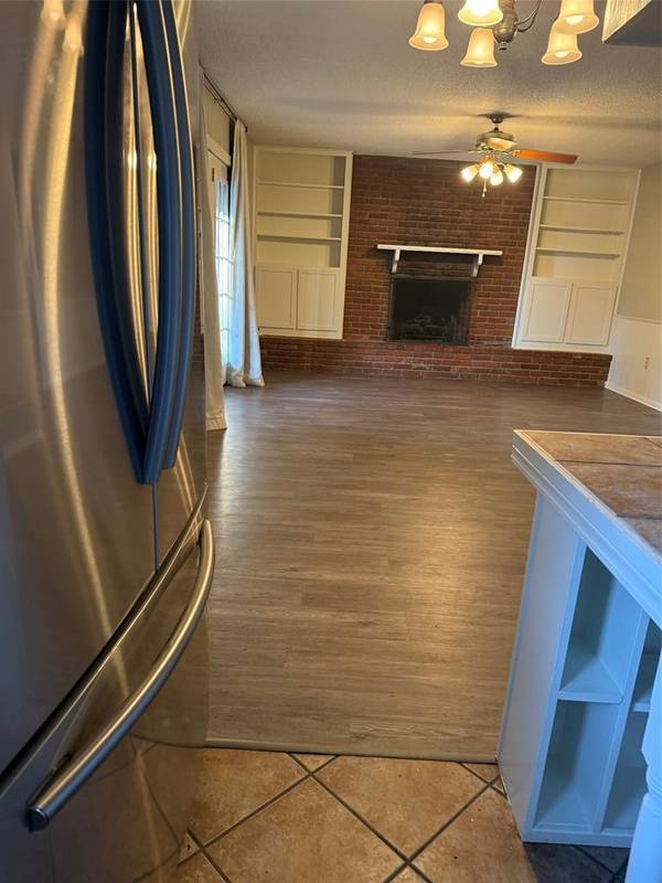 8033 NW 31st ST, Bethany, OK 73008