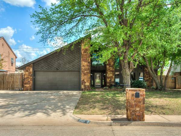 2012 Yellowstone DR, Yukon, OK 73099