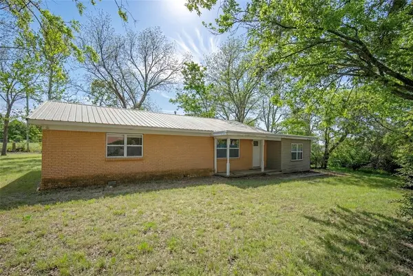 333 Fairlane AVE, Sulphur, OK 73086