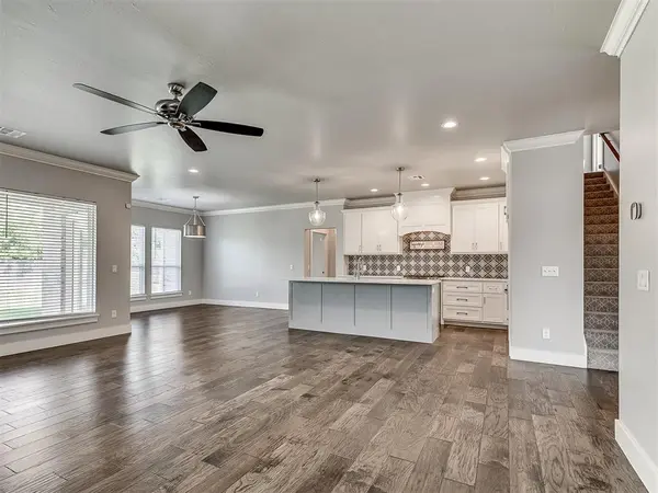 2333 Bretton LN, Edmond, OK 73012