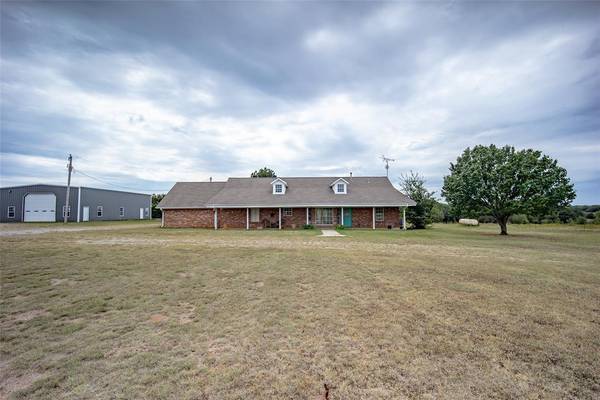 24286 E County Road 1580 RD, Elmore City, OK 73433