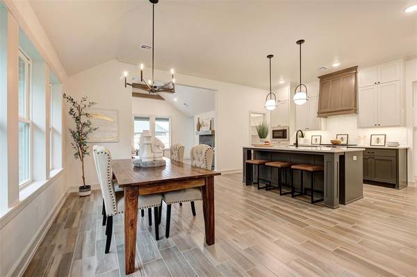 4808 Sand Lily LN, Edmond, OK 73034