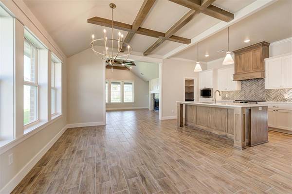 4825 Indigo LN, Edmond, OK 73034