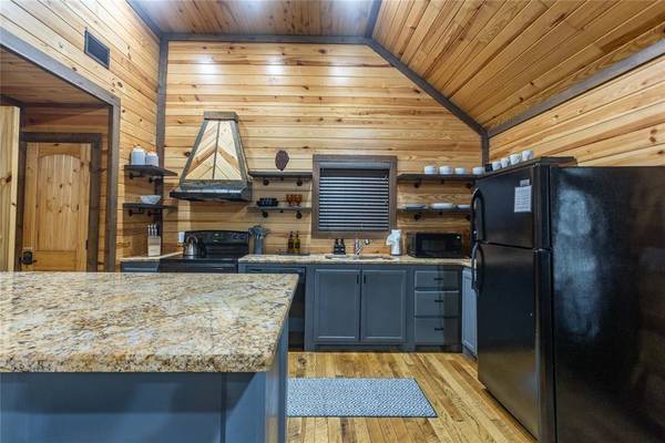 94 Bent Pine TRL, Broken Bow, OK 74728