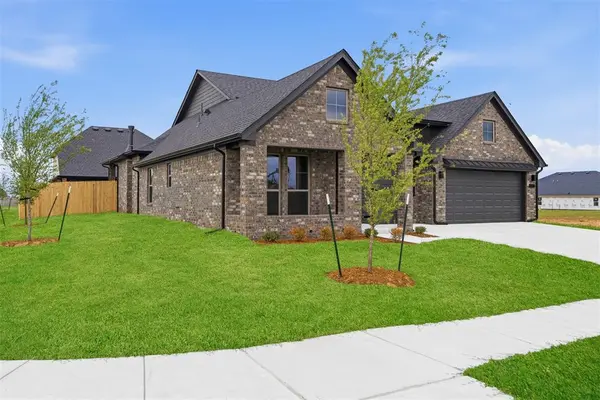 1400 SW 159th ST, Moore, OK 73170