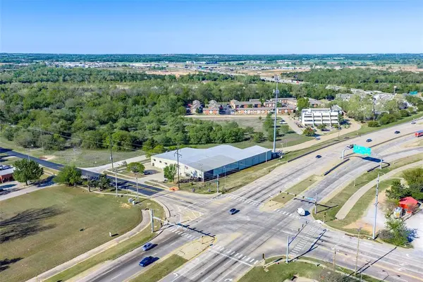 2451 Van Buren ST, Norman, OK 73072