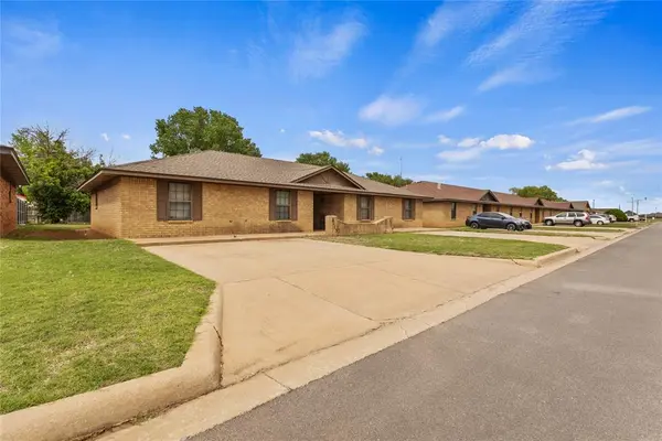 2113 Lynn LN, Weatherford, OK 73096
