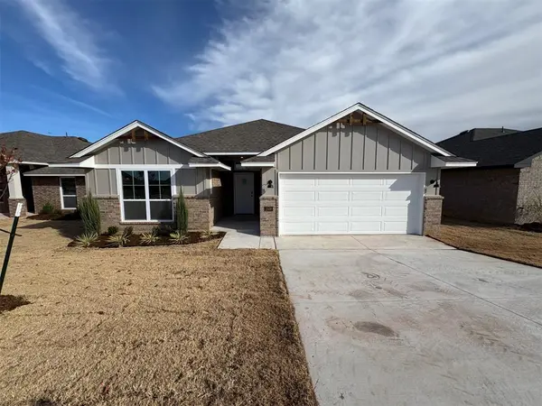 2508 Marsh LN, Midwest City, OK 73130