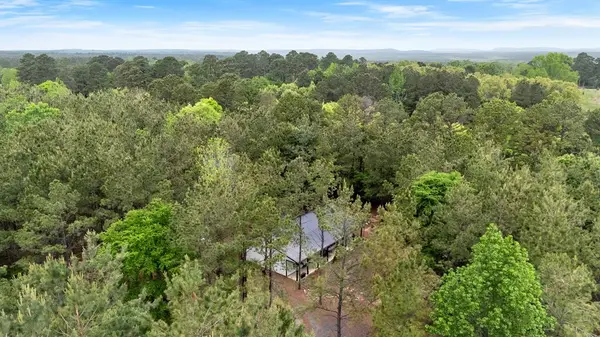 8 Tigerfish LOOP, Broken Bow, OK 74728