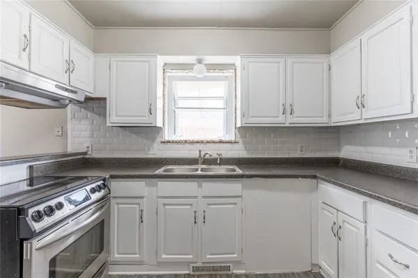 6817 Lancer LN, Oklahoma City, OK 73132