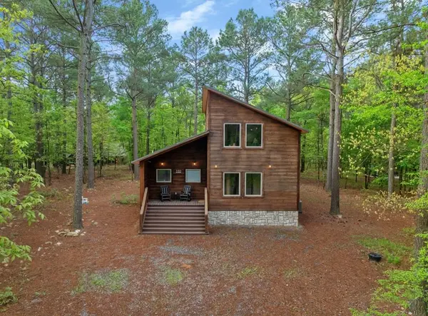 102 Love Boat LN, Broken Bow, OK 74728