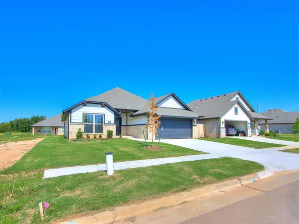 7701 Wilshire Woods DR, Yukon, OK 73099