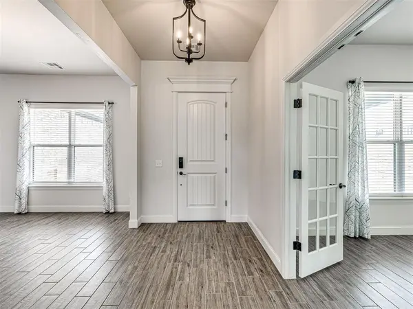 5017 Asheville WAY, Choctaw, OK 73020