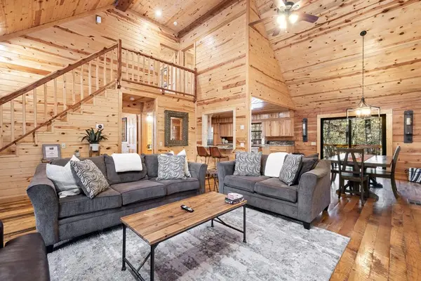 32 Fireside Land, Broken Bow, OK 74728