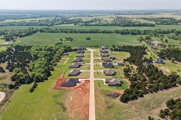 9524 Regado CT, Guthrie, OK 73044