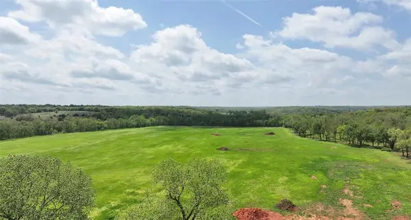 9 Wild Horse CRK, Luther, OK 73054