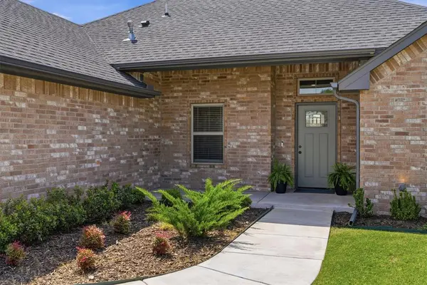 708 NW 114th ST, Oklahoma City, OK 73114
