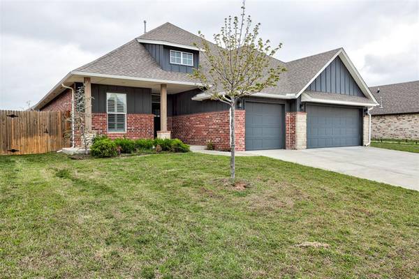 1405 Monterey DR, Norman, OK 73072
