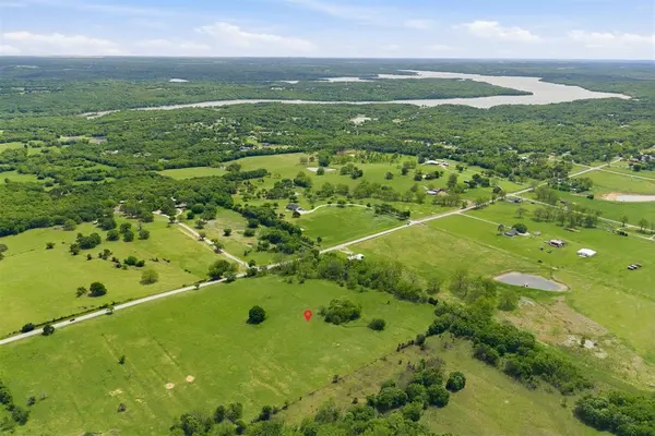 004 Chickasaw Trail RD #4, Davis, OK 73030