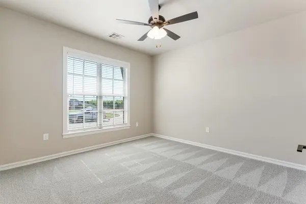 15509 Bergman CIR, Edmond, OK 73013
