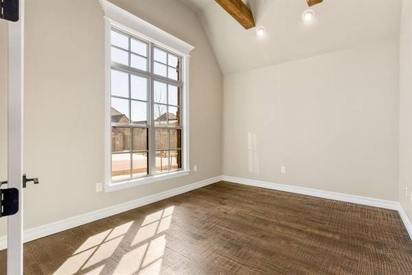 15709 Flora AVE, Edmond, OK 73013