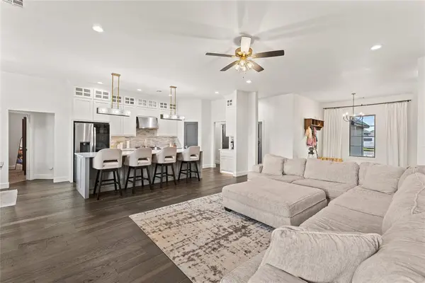 2706 Cloud Nine CIR, Weatherford, OK 73096