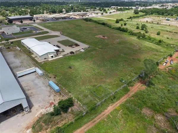 3250 SE 30th ST, Del City, OK 73115