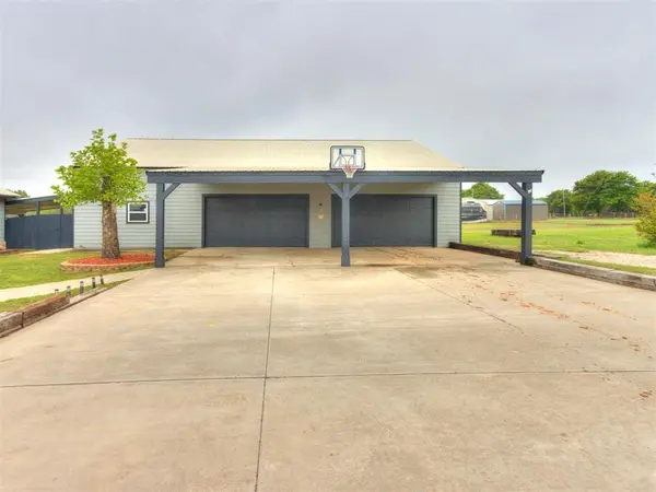 202 S Pottawatomie RD, Harrah, OK 73045