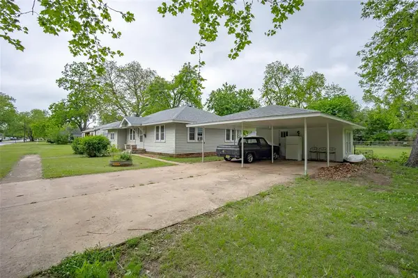 412 S Cherry ST, Pauls Valley, OK 73075