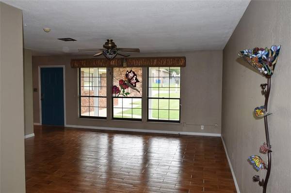 1199 E Reynolds RD, Mcalester, OK 74501